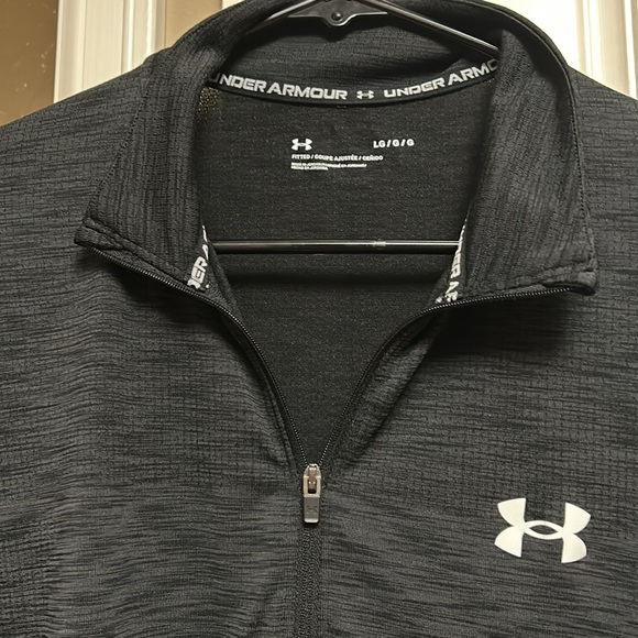 Under Armour black mock turtleneck long sleeve shirt. Size L - Picture 2 of 6